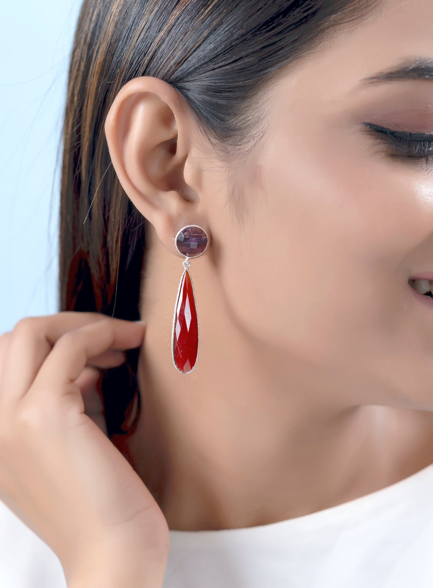 Red Minimal Dangle Earrings