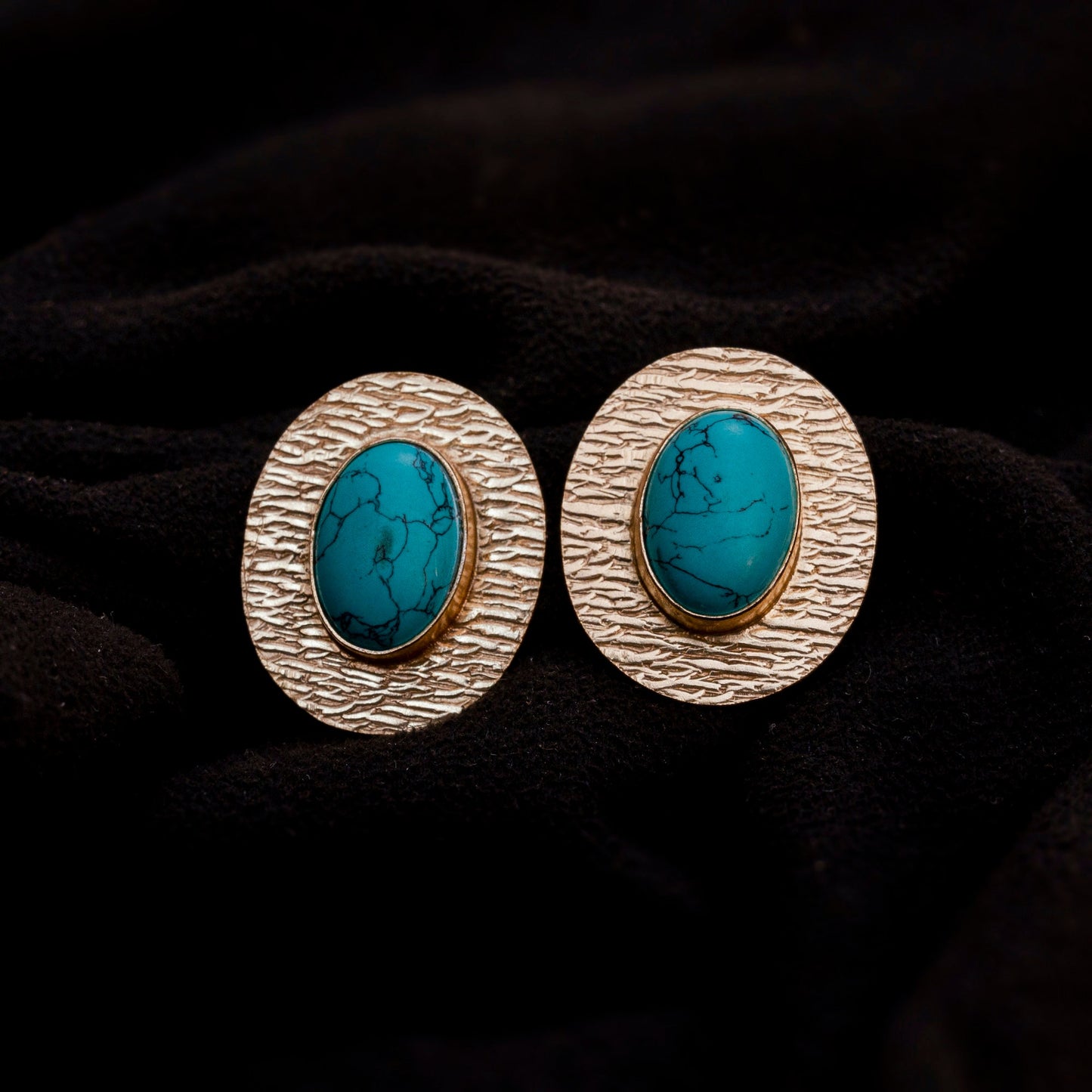 Turquoise Gold Hammered Studs