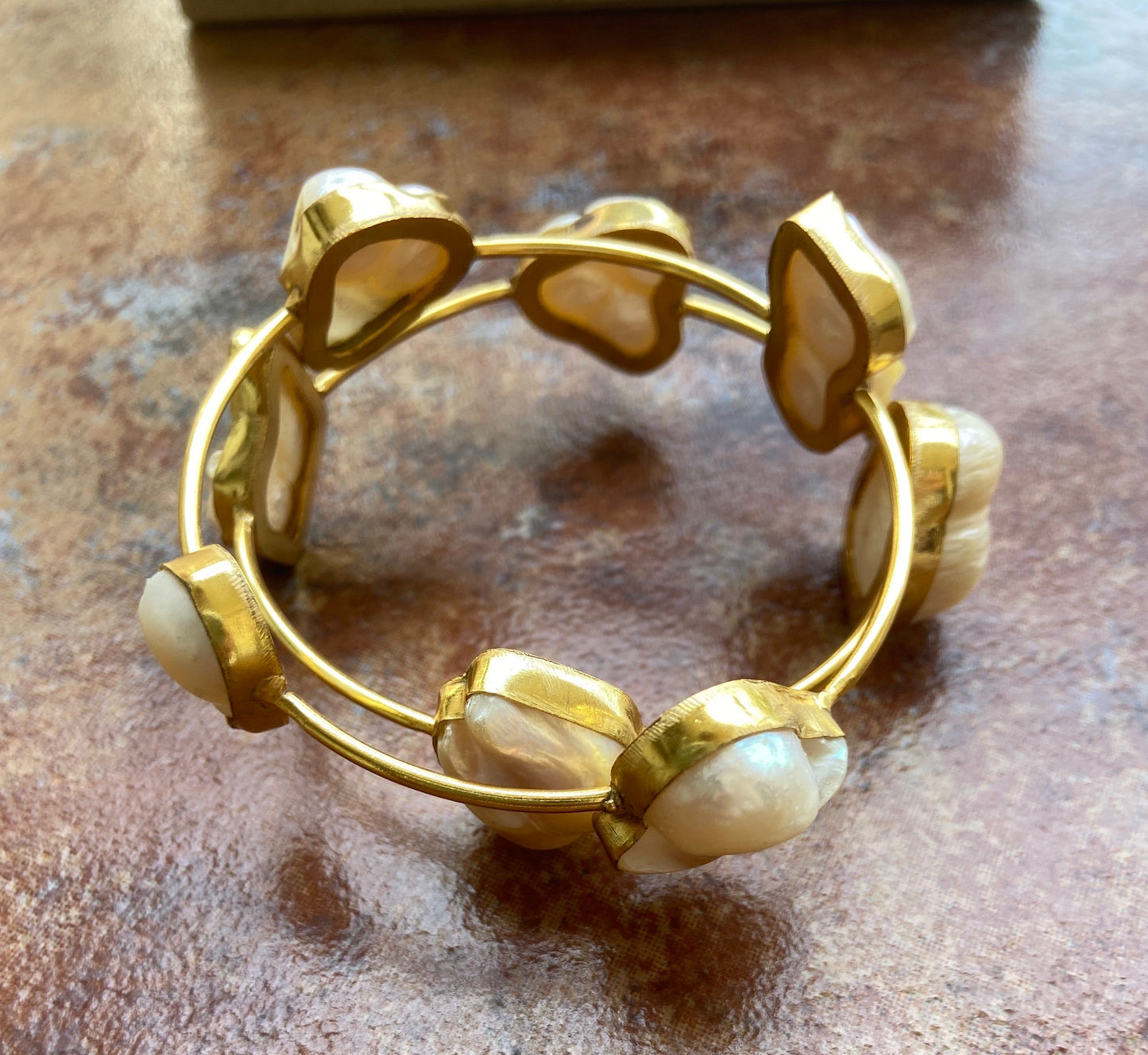 Biwa Pearl Gold Bracelet