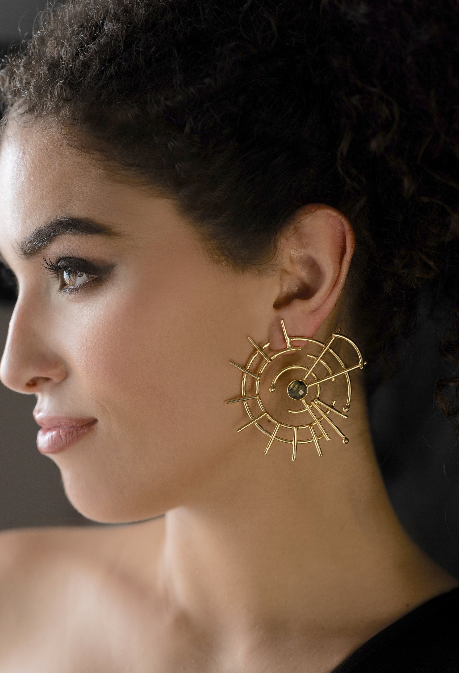 The Enache Geometric Gold Stud Earrings TheEnache