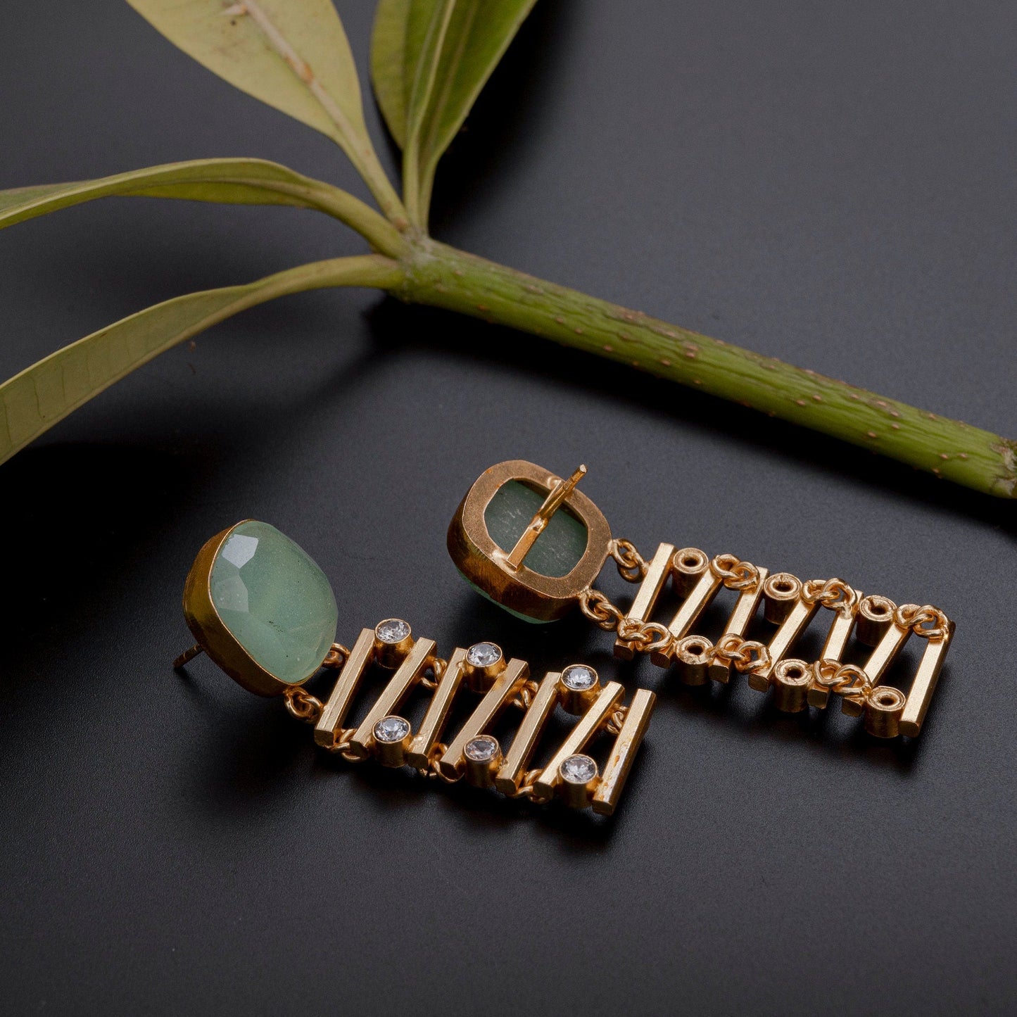 The Enache Gold Zig Zag Earrings TheEnache