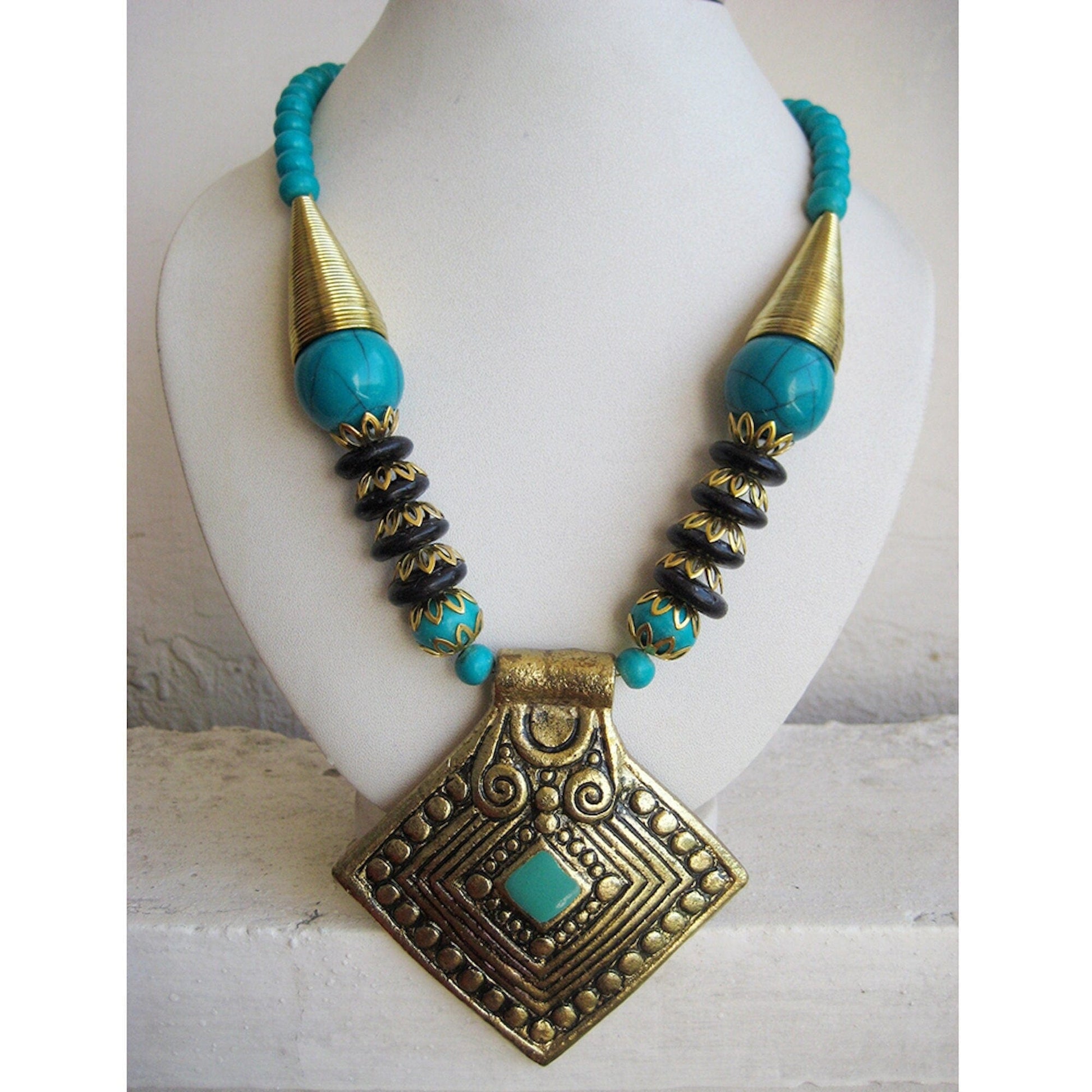 The Enache Turquoise Pendant Boho Necklace TheEnache