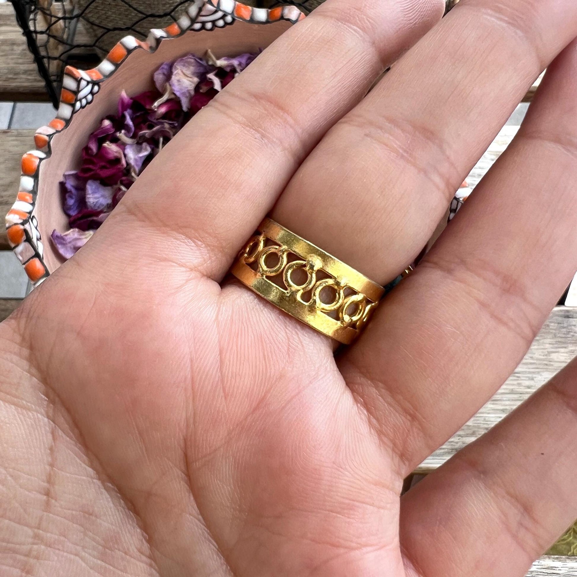 The Enache Yellow Blue Chunky Ring TheEnache